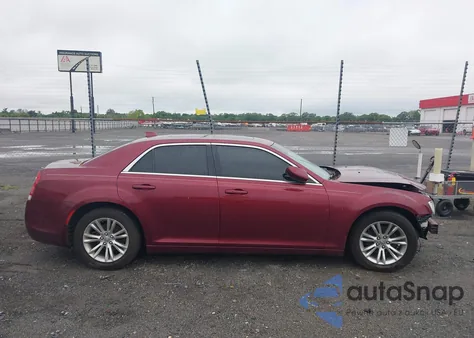 2017 Chrysler 300 Limited из США, поврежденный, VIN 2C3CCAAG4HH661953